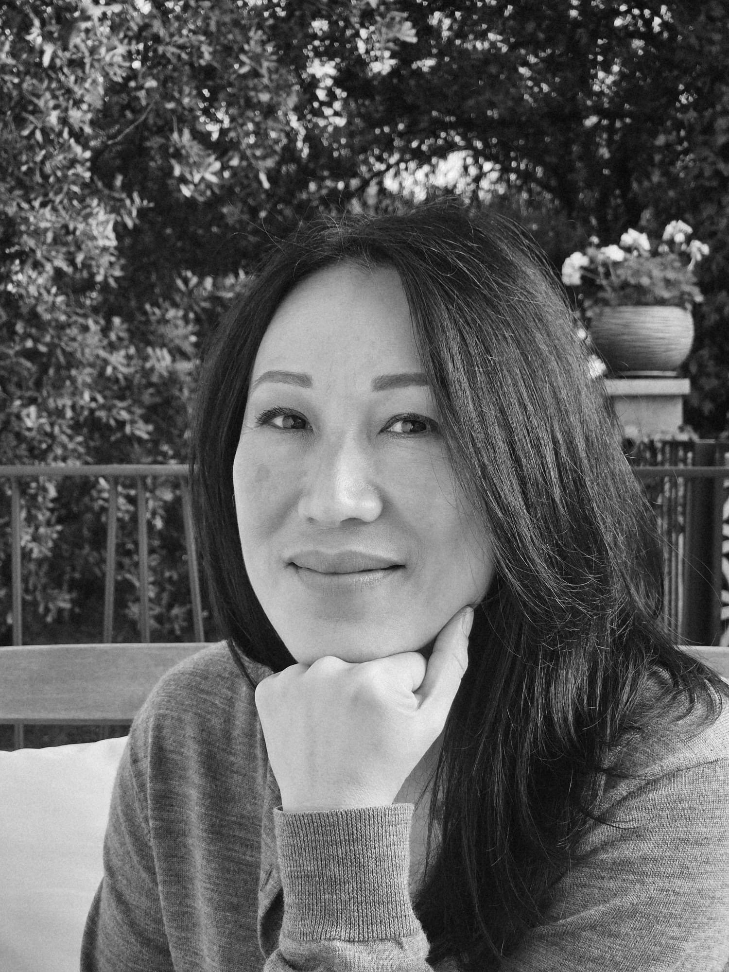 La cheffe de L'Escale préparant une cuisine maison de saison